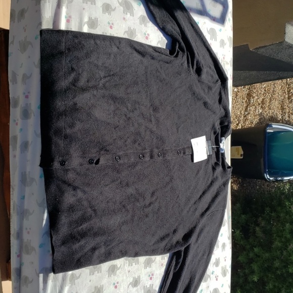 sweater - Picture 2 of 2